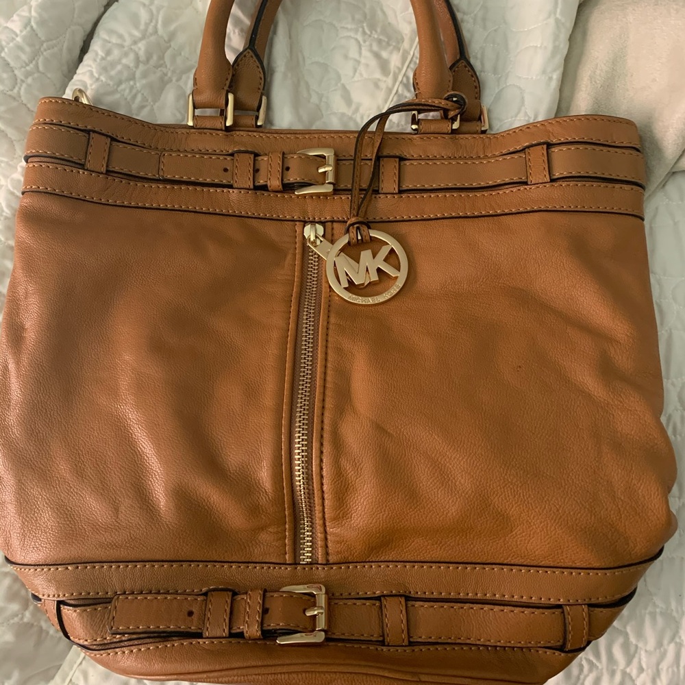 Michael Kors “ Tan “ Bucket Bag